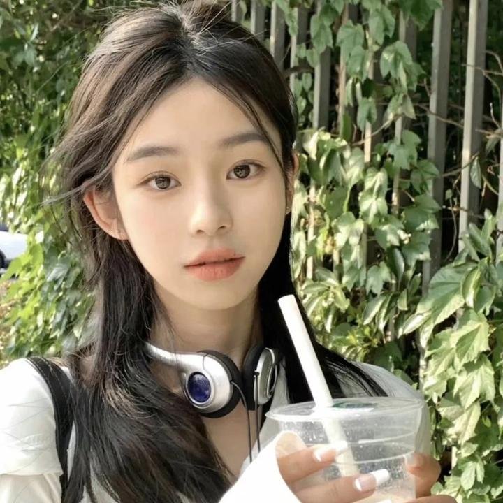 艺妓院的凉子